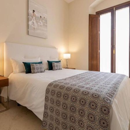 Lumbreras Deluxe Suite By Valcambre Sevilla Buitenkant foto